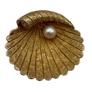 Vintage Capri Signed Clam Shell Brooch Faux Pearl Textured Costume Jewelry
